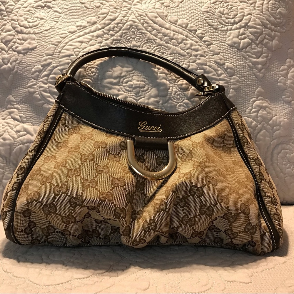 Gucci shoulder bag